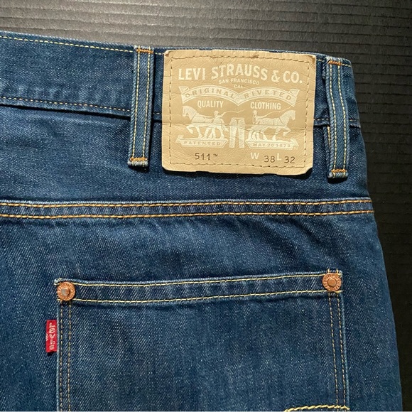 Levi’s 511 Slim Fit Jean Western Blue Wash Denim 38x32 but wears like 30 lngth - Picture 8 of 8